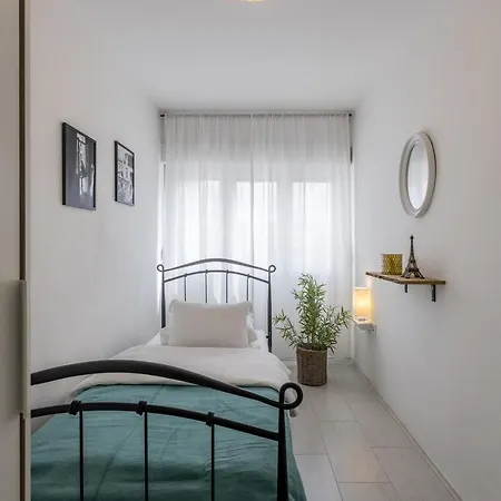 Doors Of West Διαμέρισμα Σπλιτ